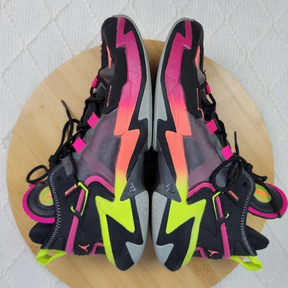 Nike air Jordan Why Not Zer 0.5 Raging Youth Size 6.5Y Women‎ Size 8.5
